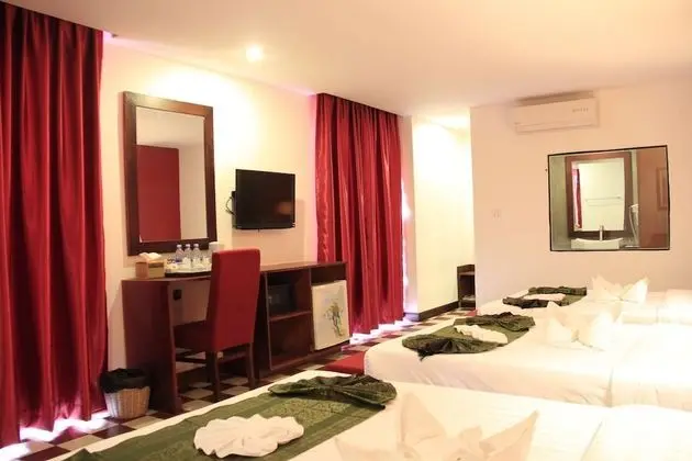 Deluxe Üç Kişilik Oda, Balkon
