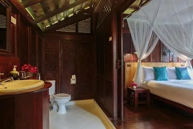 İki Ayrı Yataklı Oda (Houeisay - PakBeng - Luang Prabang)
