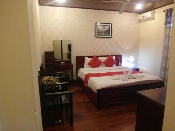 Deluxe Tek Büyük Yataklı Oda, Balkon, Nehir Manzaralı