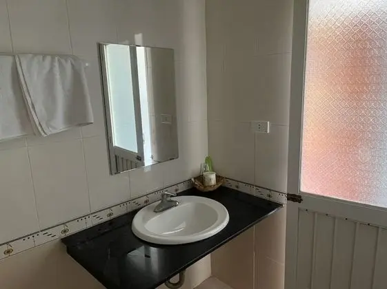 Deluxe Oda (Twin, Window)