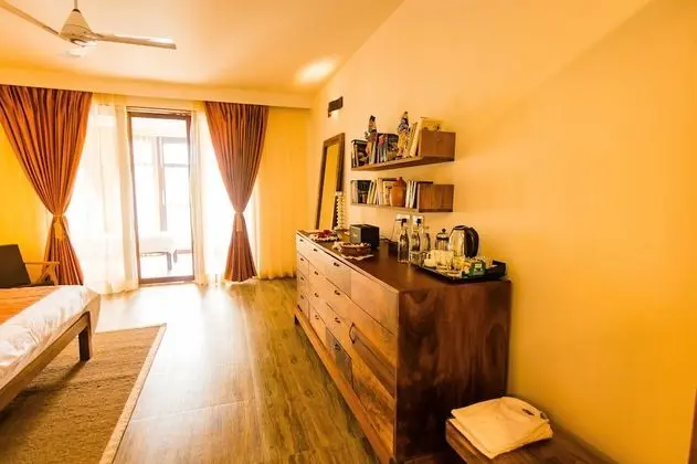 Deluxe Süit, 1 Yatak Odası, Havuz Manzaralı