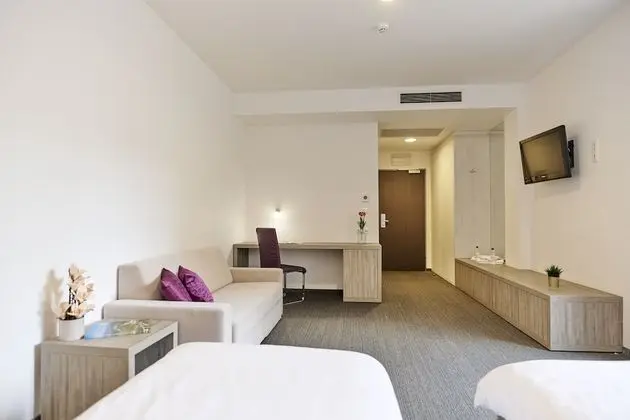 Superior Tek Büyük veya İki Ayrı Yataklı Oda