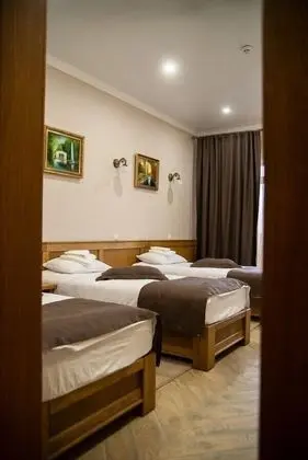Basic Üç Kişilik Oda