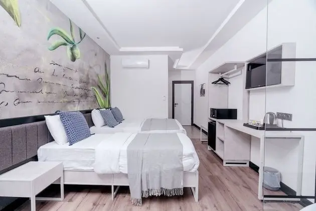 Comfort Tek Büyük veya İki Ayrı Yataklı Oda