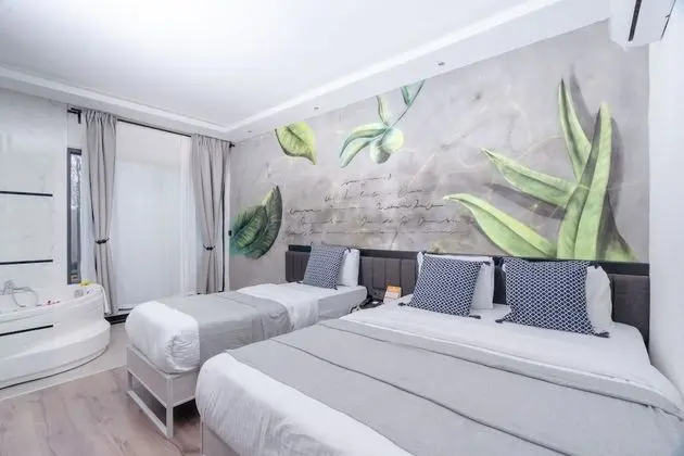 Comfort Tek Büyük Yataklı Oda