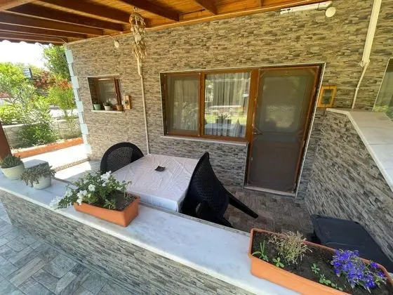 Studio, Bahçe Manzaralı, Bahçe Katı