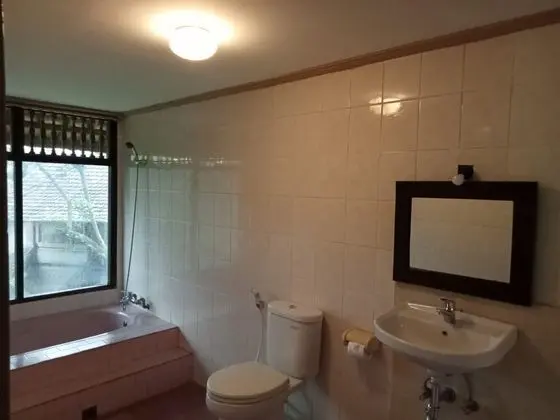Family Tek Büyük Yataklı Oda