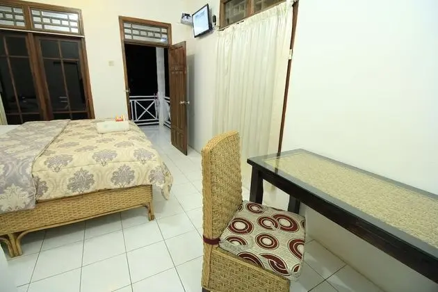 Tek Büyük Yataklı Oda (With Balcony)