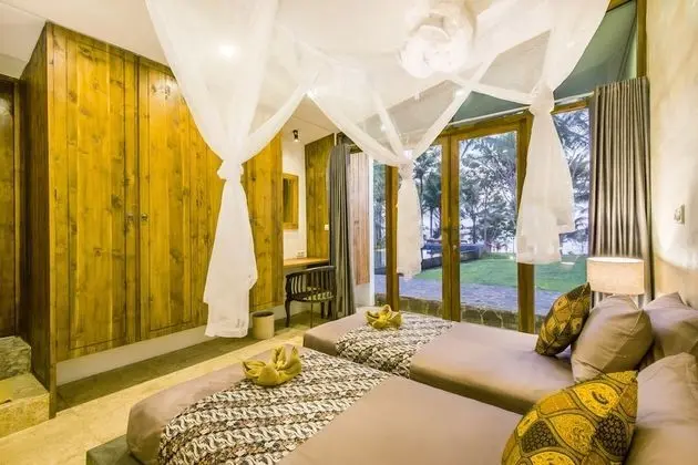 Villa, 3 Yatak Odası, Kişiye Özel Havuzlu, Denize Sıfır