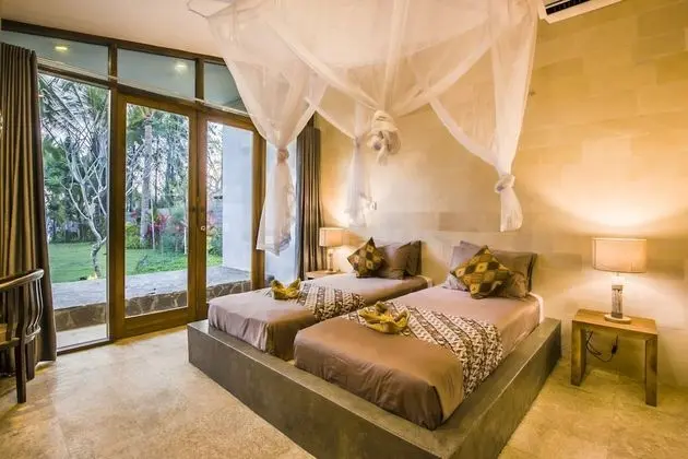 Villa, 3 Yatak Odası, Kişiye Özel Havuzlu, Denize Sıfır