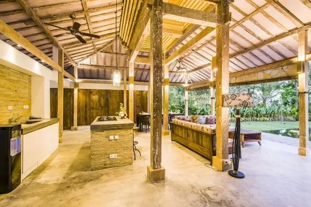 Villa, 3 Yatak Odası, Kişiye Özel Havuzlu, Denize Sıfır