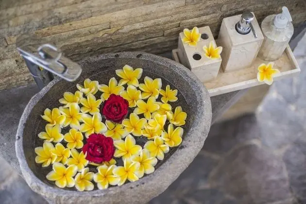 Villa, 3 Yatak Odası, Kişiye Özel Havuzlu, Denize Sıfır