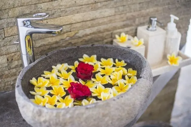 Villa, 3 Yatak Odası, Kişiye Özel Havuzlu, Denize Sıfır