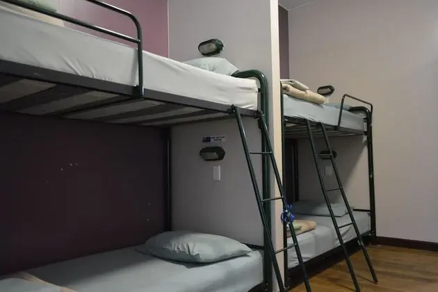 Ortak Ranzalı Oda, Sadece kadınlar için (4 Shared Dorm)