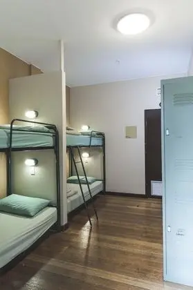 Ortak Ranzalı Oda, Sadece kadınlar için (6 Shared Dorm)