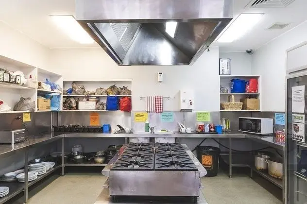 Ortak Ranzalı Oda, Sadece kadınlar için (6 Shared Dorm)