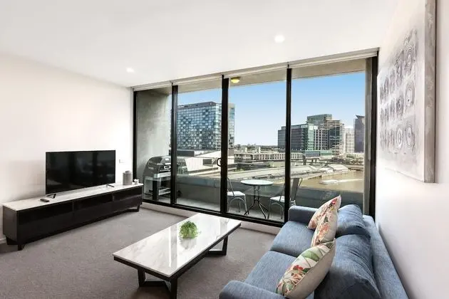 Apart Daire, 2 Yatak Odası, Balkon, Nehir Manzaralı