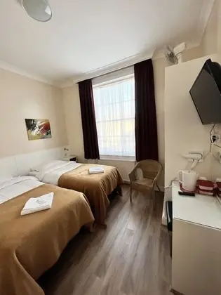 İki Ayrı Yataklı Oda