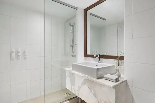 Oda, 2 Çift Kişilik Yatak, Şehir Manzaralı