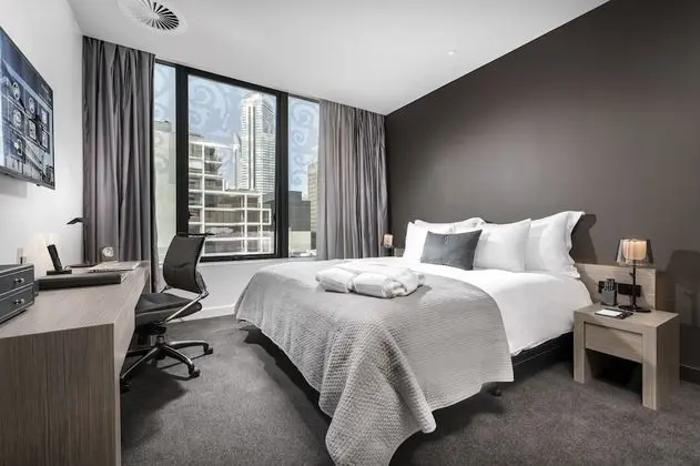 City Oda, 1 Büyük (Queen) Boy Yatak