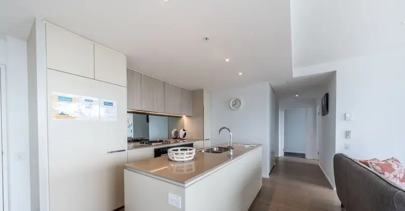 The Real Sub Penthouse - Top Floor 3 Bedroom Apartments City & Sea Views