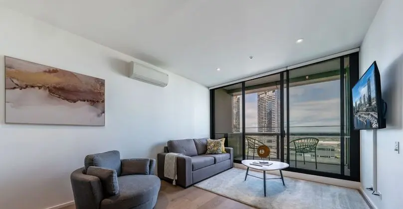 Two Bedroom Apartment Two Bathrooms with Harbour Views - Absolute Waterfront