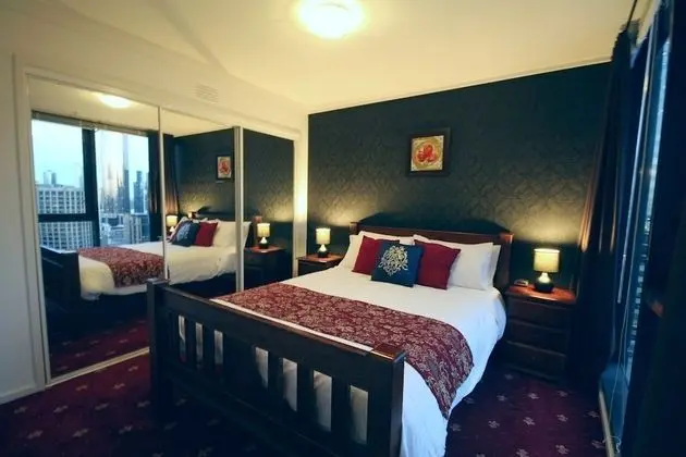 Apart Daire, 1 Büyük (Queen) Boy Yatak, Balkon, Şehir Manzaralı