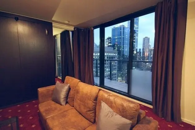 Apart Daire, 1 Büyük (Queen) Boy Yatak, Balkon, Şehir Manzaralı