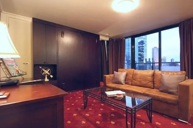 Apart Daire, 1 Büyük (Queen) Boy Yatak, Balkon, Şehir Manzaralı