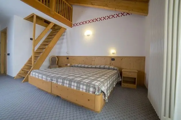 Üç Kişilik Oda, Balkon