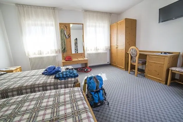 Üç Kişilik Oda, Balkon