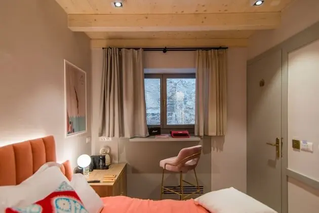 Snug Double Room - ground floor (Nr. 1)