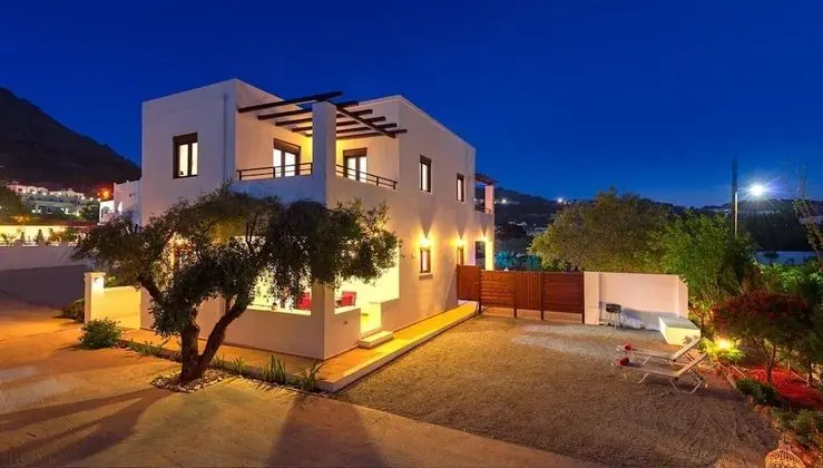 Villa, 2 Yatak Odası, Balkon, Bahçe Manzaralı