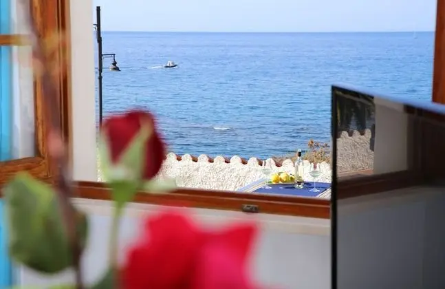 Superior Tek Büyük Yataklı Oda, Deniz Manzaralı