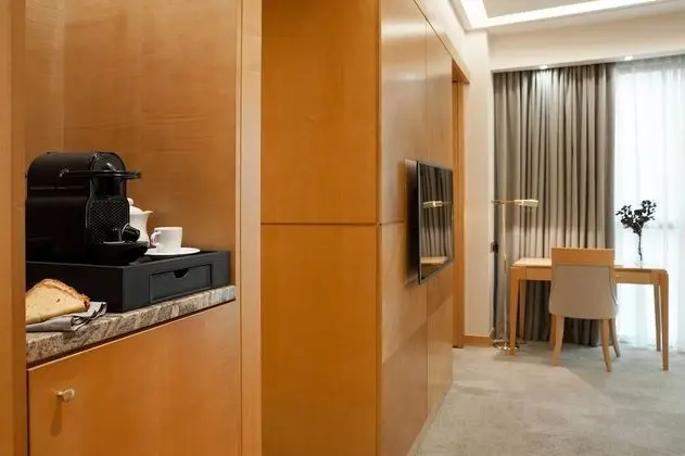 Supreme VIP Experience Room