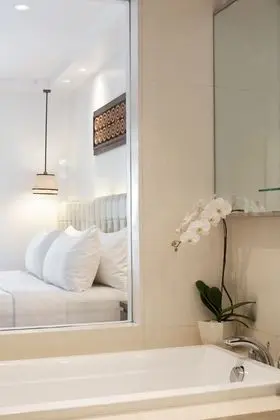 Junior Suite Lagoon Access (2+1)