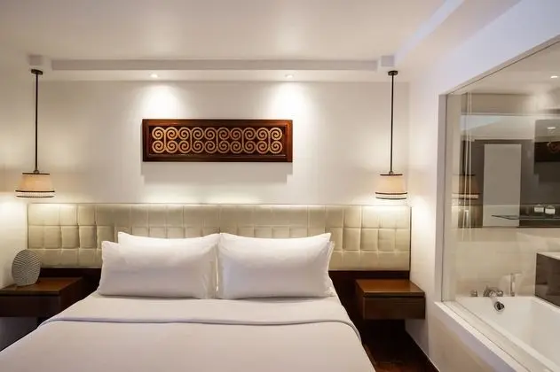 Lagoon Access Junior Suite