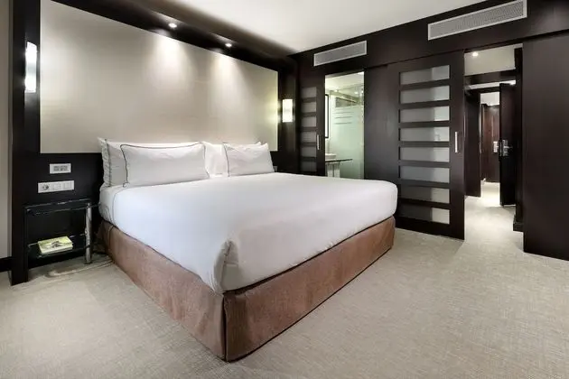 Melia Room