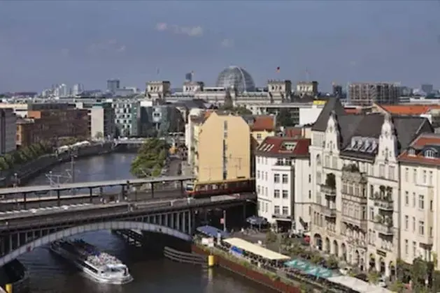 Junior Süit (The Level, Executive Lounge Access)