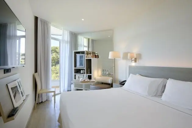 Standard Oda, Balkon, Kısmi Deniz Manzaralı (2 adults + 1 child)