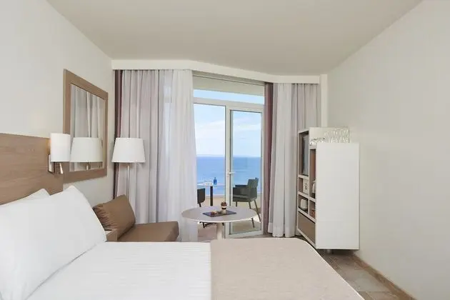 Oda, Bağlantılı Odalar, Deniz Manzaralı (Melia, Frontal Sea View)