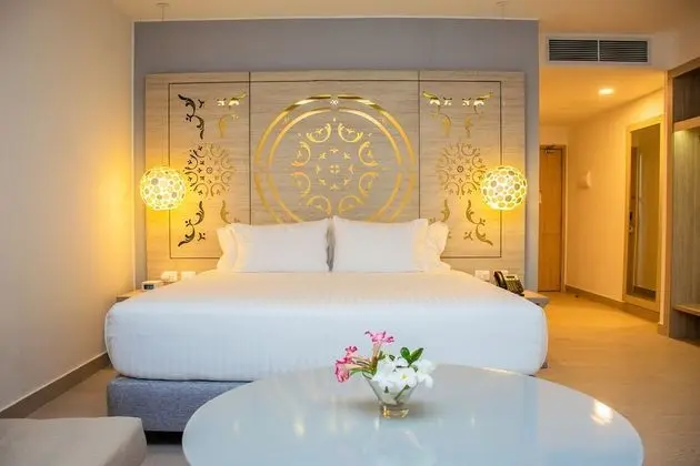 Deluxe Oda (King Bed)