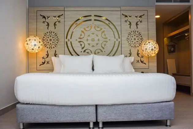 Deluxe Oda (King Bed)