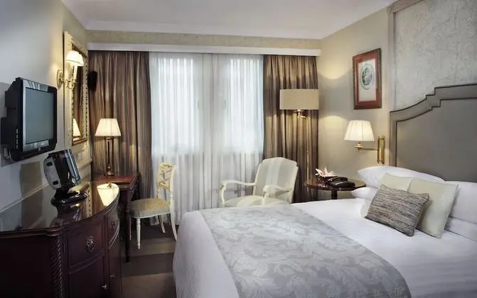 Deluxe Oda (The Level Lounge Access)