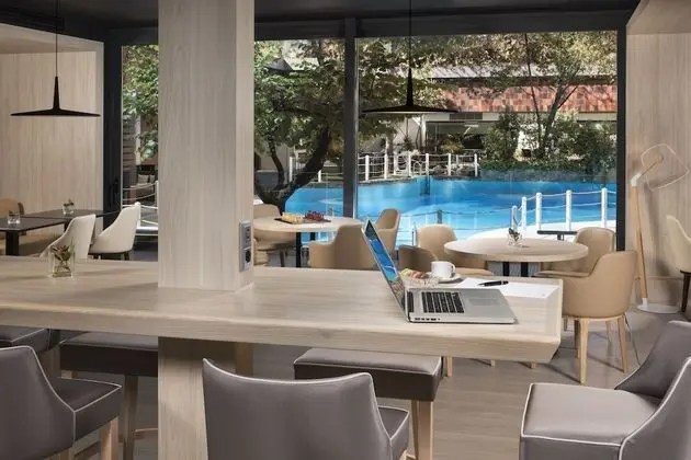 Deluxe Oda (The Level Lounge Access)