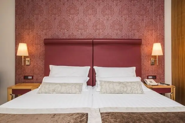 Premium room with balcony, Sea side