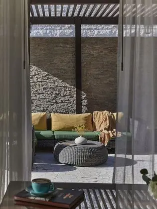 Family Villa (7AD)