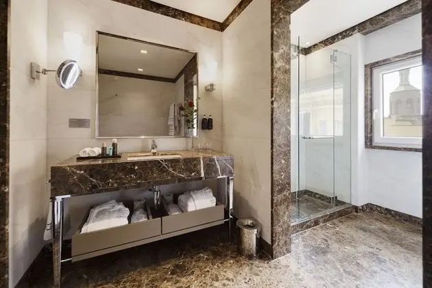 Oda (Supreme room (2 adults + 1 Child))