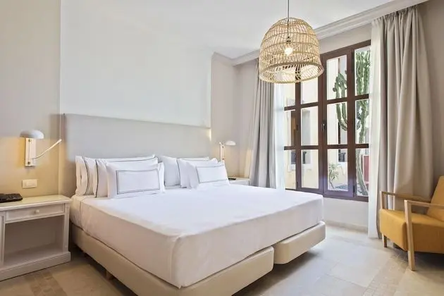 Melia Guest Room