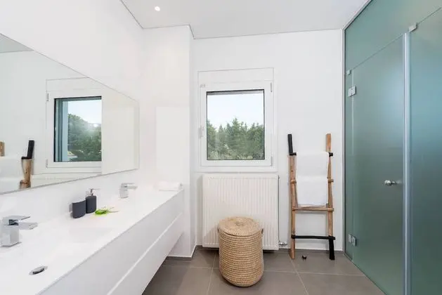 Exclusive Villa, 4 Yatak Odası, Kişiye Özel Havuzlu, Deniz Manzaralı
